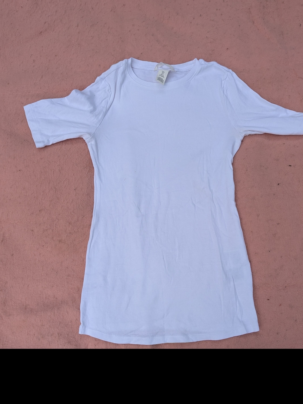 Maternity: H&M Mama White Short Sleeve Crewneck Tee